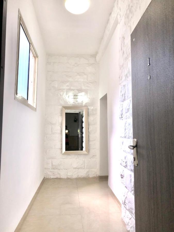 Bat Galim - Luxury Apartment By The Sea Haifa Ngoại thất bức ảnh