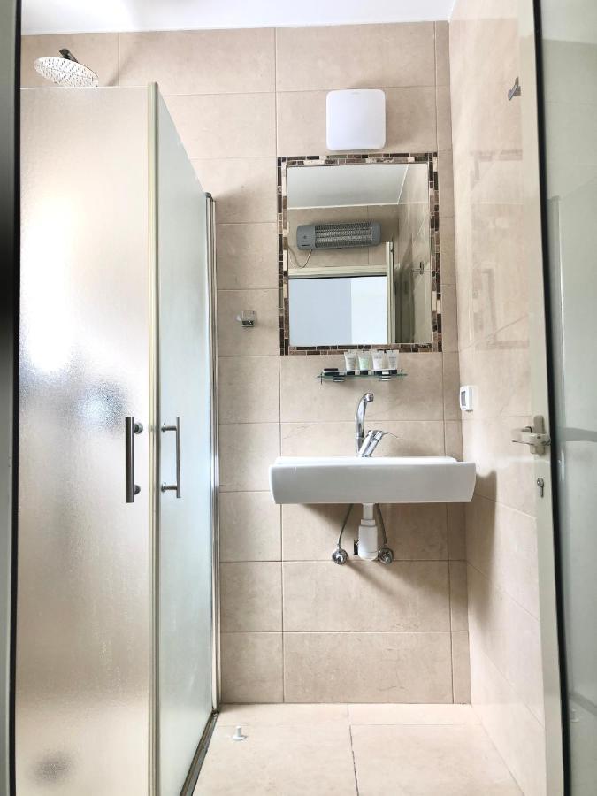 Bat Galim - Luxury Apartment By The Sea Haifa Ngoại thất bức ảnh