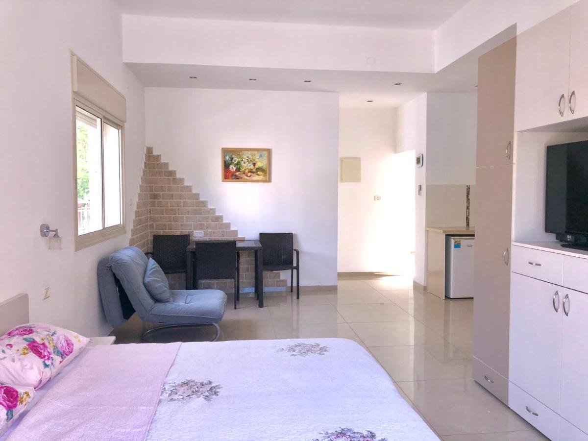 Bat Galim - Luxury Apartment By The Sea Haifa Ngoại thất bức ảnh